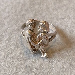 Dancing Children Sterling Ring Size 5.5